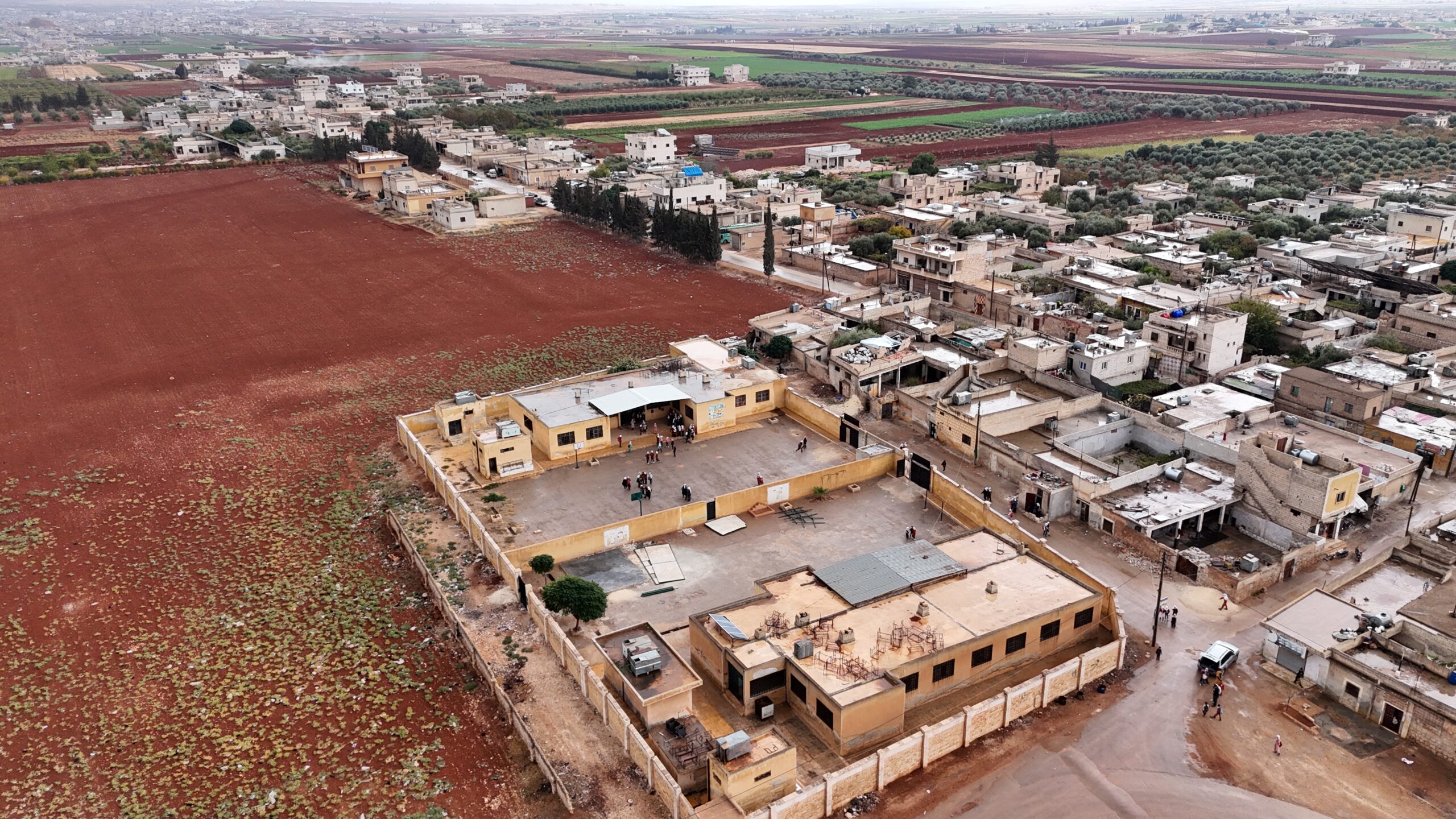 إعمار المدارس في سوريا: تقرير ميداني حول جهود إعادة التأهيل 9 تقارير السلامة الإنشائية